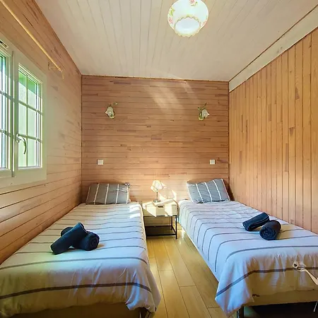 Ferienhaus Tulasi, Douceur Et Serenite A Eysus