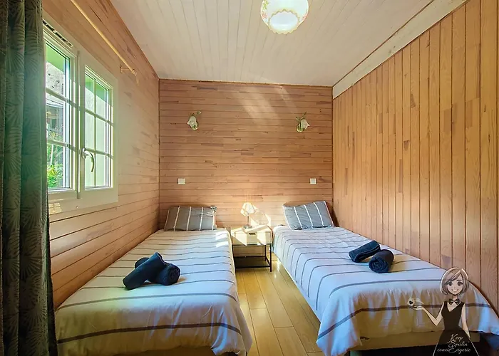 度假居 Tulasi, Douceur Et Serenite A Eysus